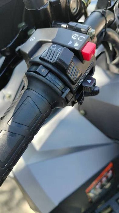 Квадроцикл продам