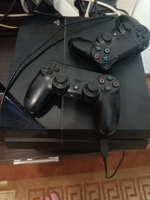 Продам игровую приставку PSP 4