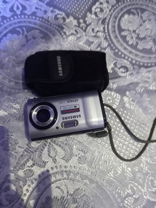 Срочно продаю цифровой фотоаппарат