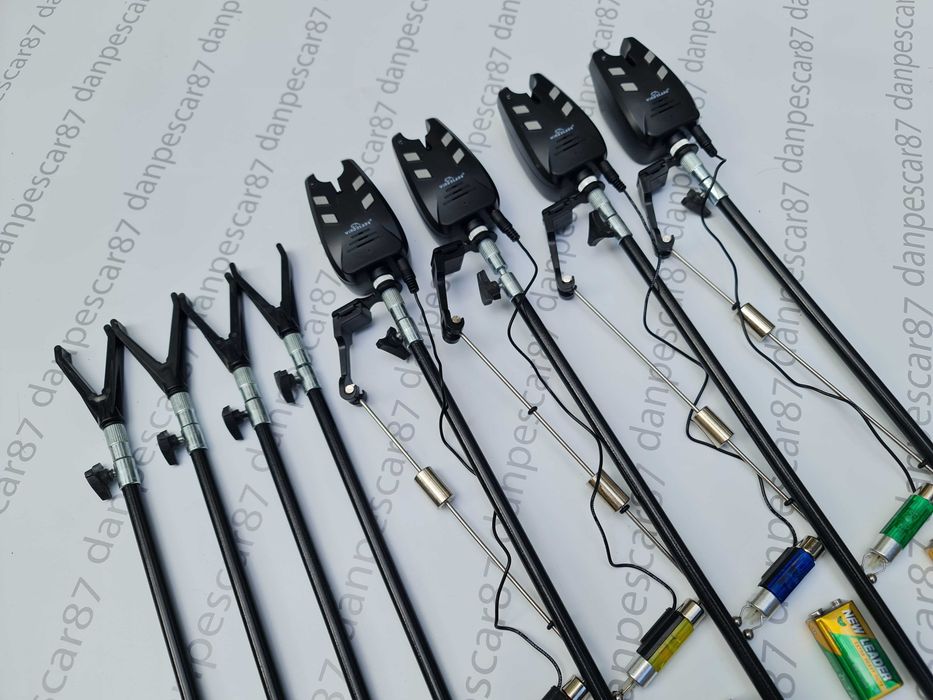 Set 4 Avertizori digitali TLI06 cu 4 swingere cu iluminare si 8 Tije
