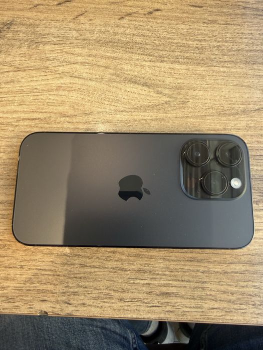 Срочно продам айфон Iphone 14 pro