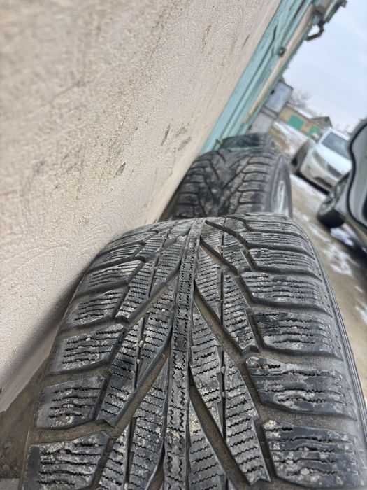 Продам резину 255/50/19