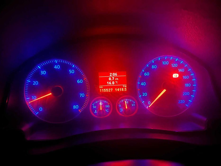 Volkswagen Golf 5 – 2007 – 1.4 MPI Benzină – 116.000 km verificați