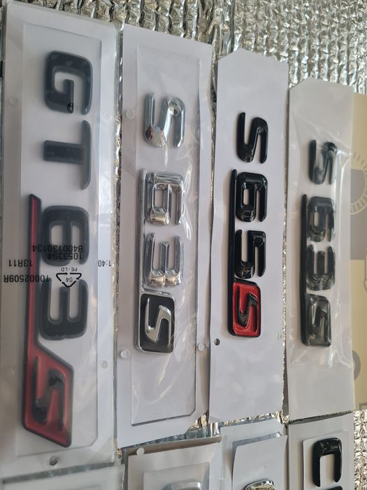 Емблема за Мерцедес S63 S65 CLS63 E63 E53 C43 C53