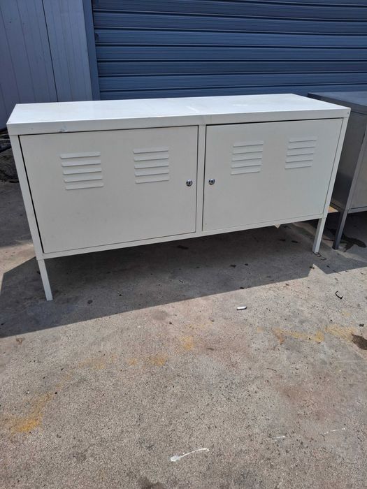 Метални шкафчета за инструменти