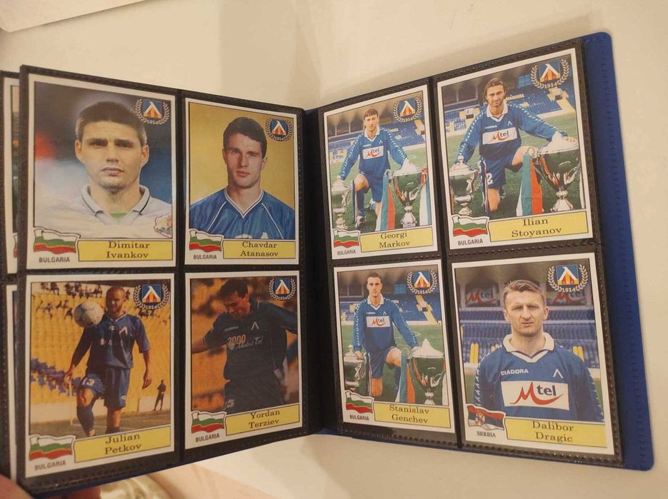 За колекционери: Албум със 160 картички на Левски