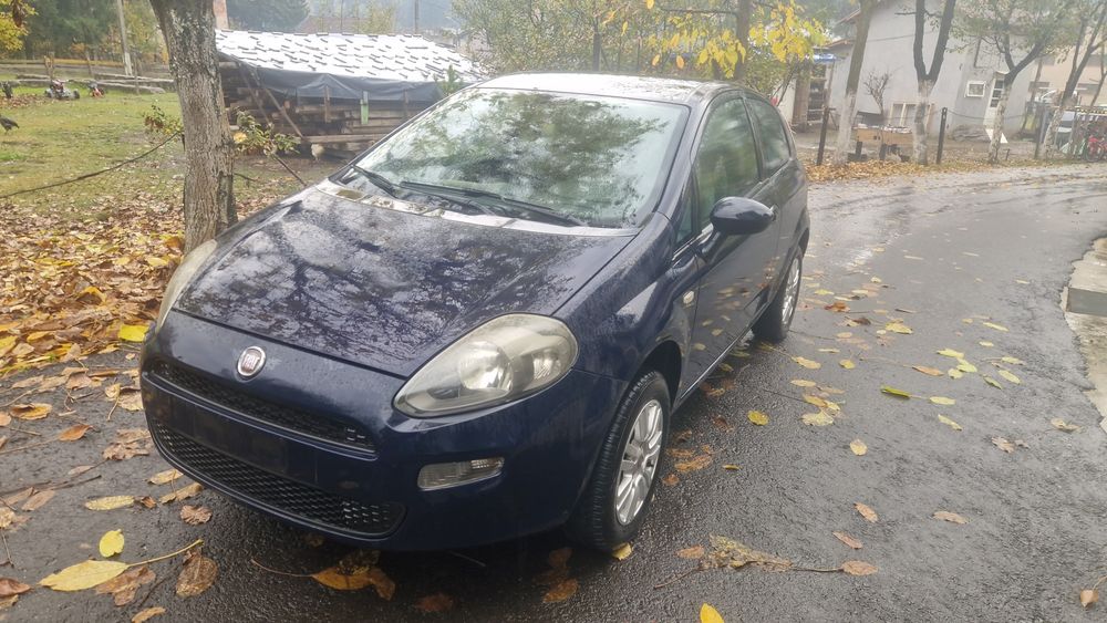 FIAT Punto 2012 — imagine 1