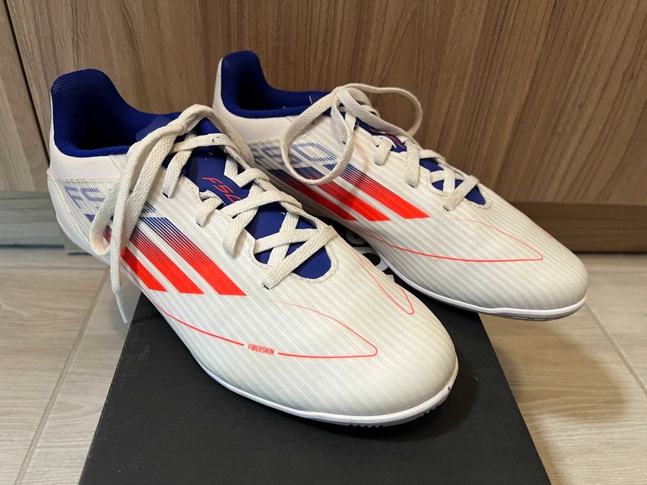 adidas F50 club маратонки за футбол номер 41,5