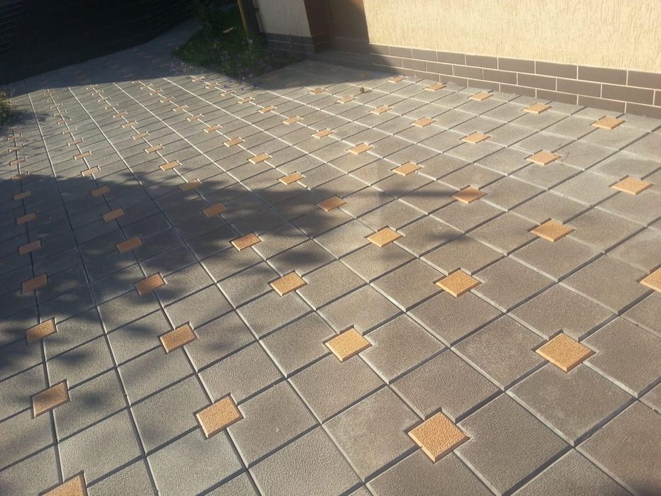 Productie dale din beton vibrocomprimat pavaje pavele montaj romb 3D