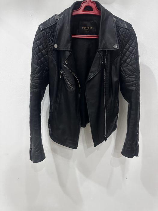 Продам куртки весенние, летние