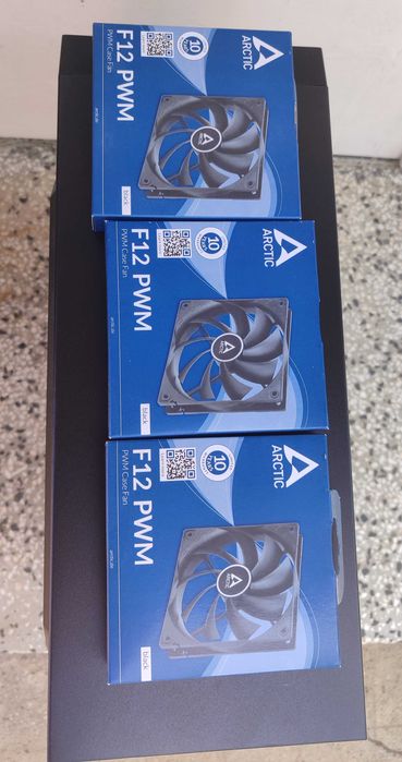 Кутия за настолен компютър