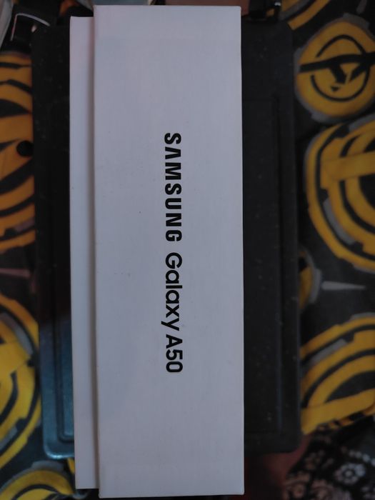 Cutie mobil Samsung A53  5g și  A50  ,