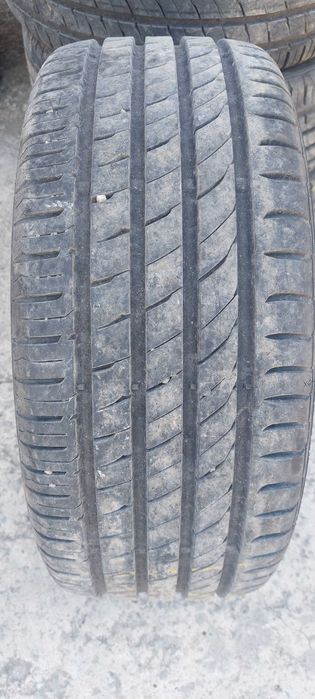 Продавам летни гуми втора упатреба.