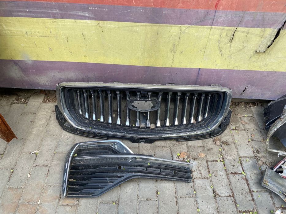 Решотка на Geely Monjaro
