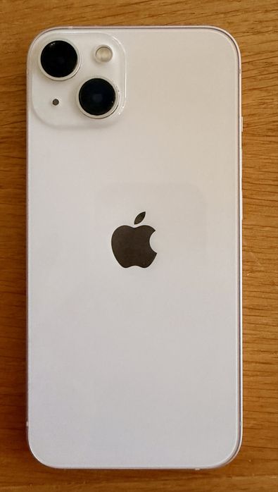 iPhone 13 с  батерия 100%