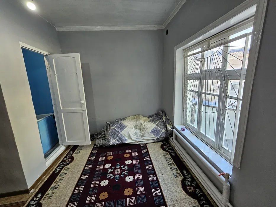 Сдам 1 комнатную СВОЮ на земле , без хозина