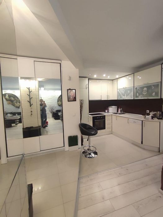 Продава се Двустаен апартамент в София, Стрелбище - 75 кв.м за 2108 €/кв.м - Снимка #1