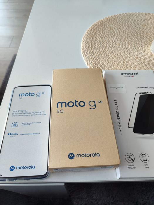 Телефон Моторола g35