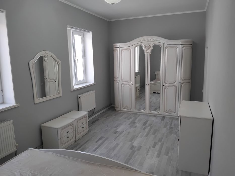 Спальный гарнитур