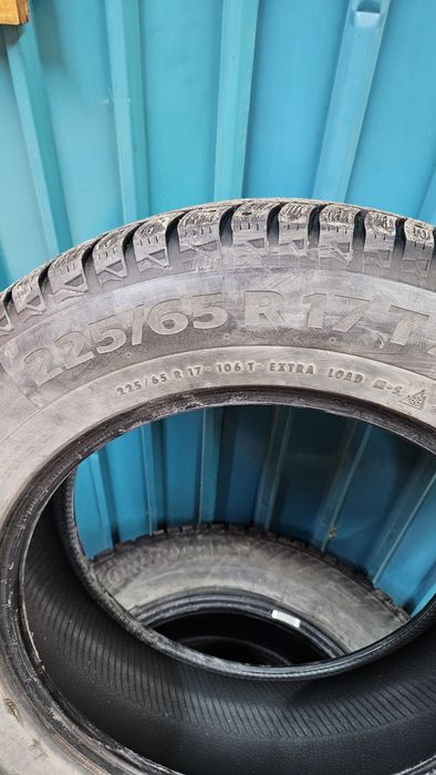 Продам зимнюю резину, 225/65 R17