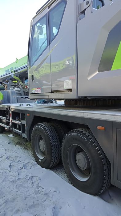 Автокран Avtokran зоомлион 30 тонналик