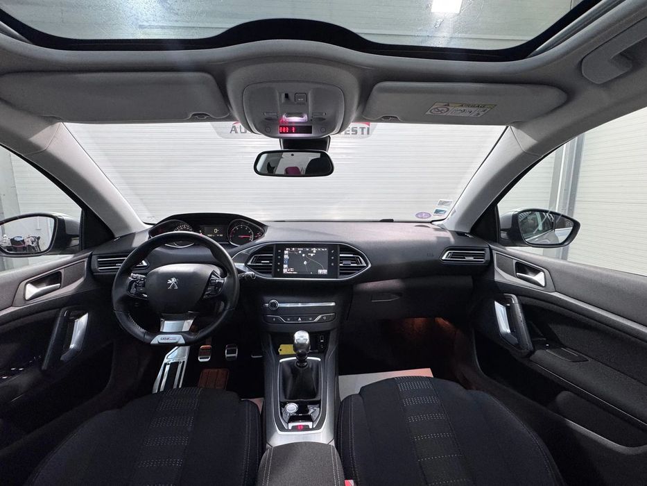 Peugeot 308 1.2i/130cp/Panoramic/GTLINE/Cutie manuala/Garantie12luni/Rate