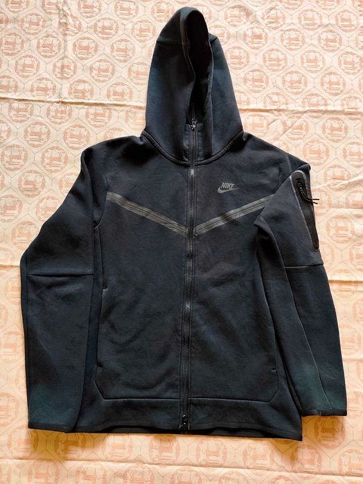 Мъжко горнище Nike tech fleece (размер S)