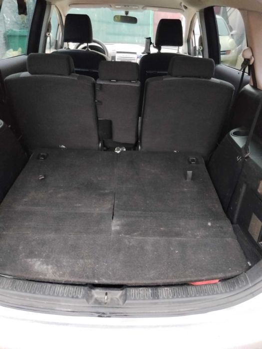 Mazda 5 de 7 locuri