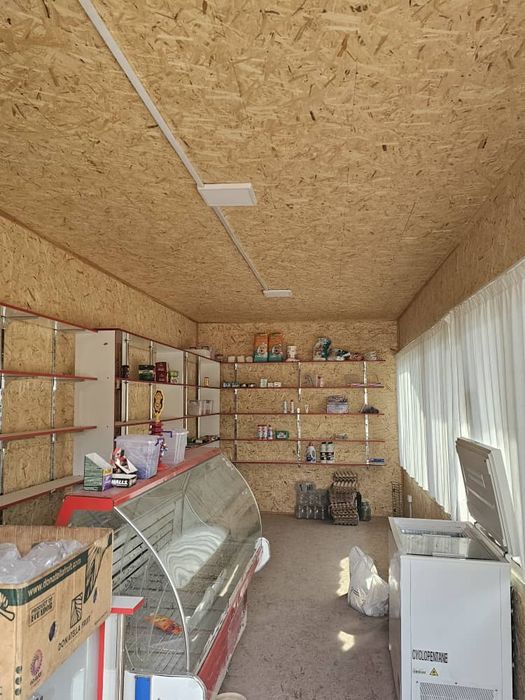 Тайёр кўчма дўкон