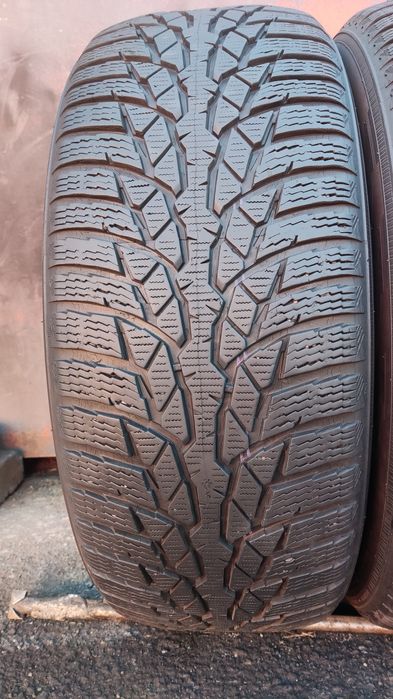 2бр. зимни  гуми 225/55/17 Nokian WrD4
dot22
6.75mm
Добро състояние на