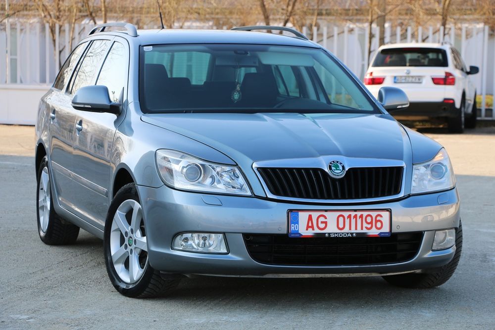 Vand Skoda Octavia Facelift Euro 5 Clima Navi  Posibilitate rate
