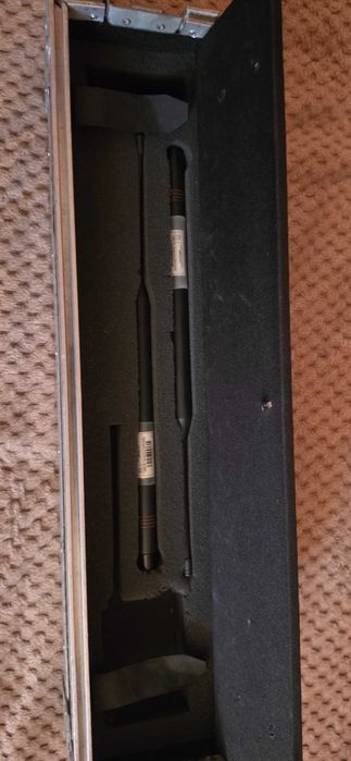 Продавам микрофон SHURE UR24S