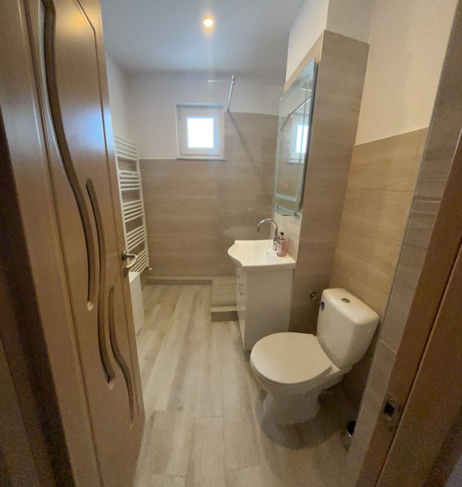 Vand (sau inchiriez) apartament cu 3 camere, Str. Fagarasului, REGHIN