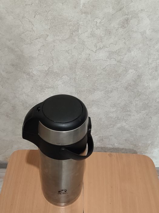 Термоз большой для поездок