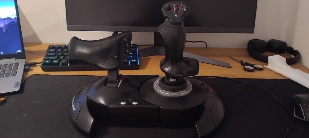 Thrustmaster Hotas x