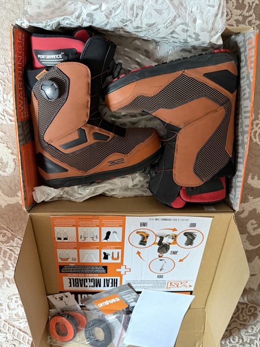 Thirtytwo TM-2 Double boa