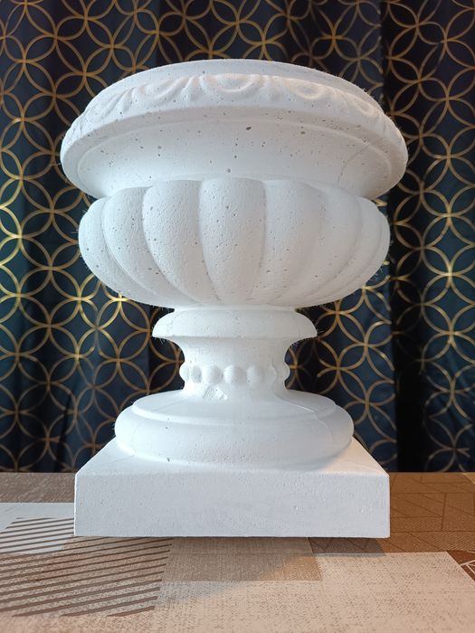 Ghiveci flori interior/exterior din beton