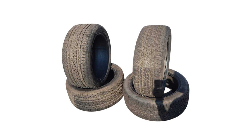 Зимни Гуми Pirelli Scorpion Winter 21 цола