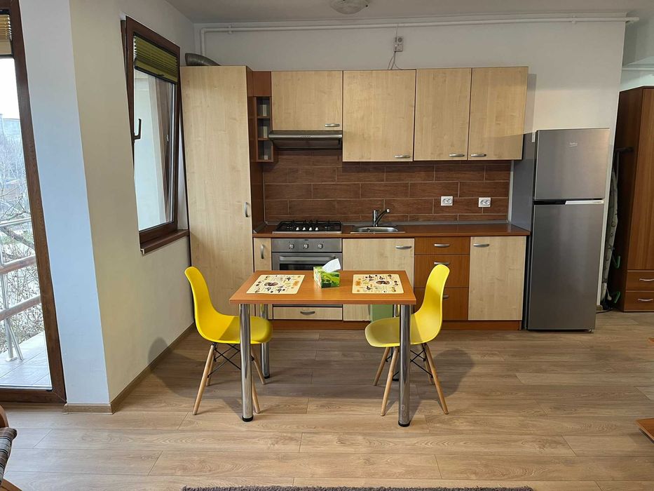 Garsoniera 42mp utili, renovata, metrou N Grigorescu, centrala proprie