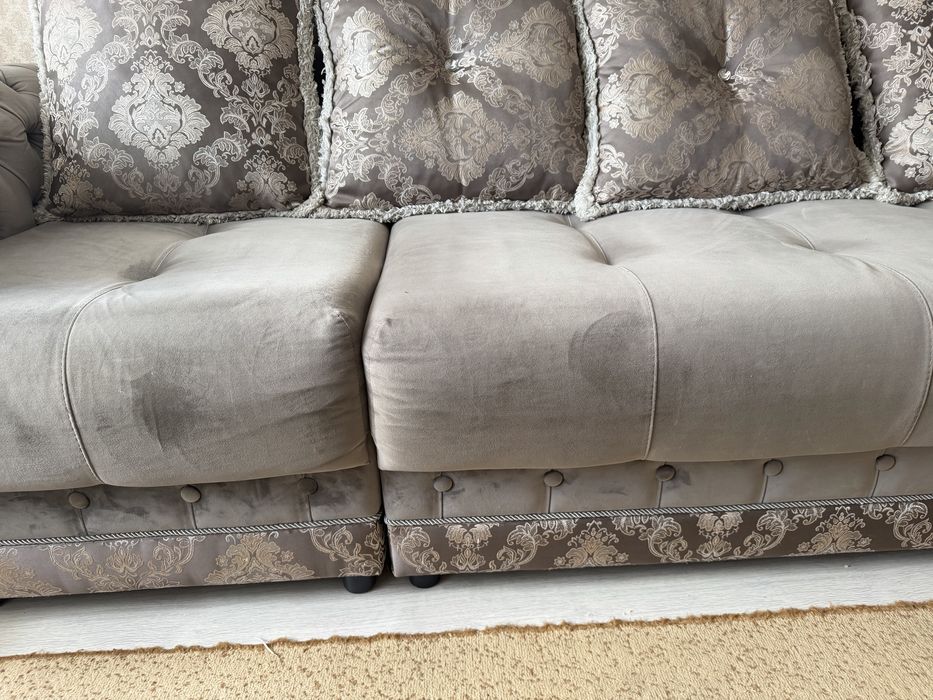 Диван в хорошем состянии