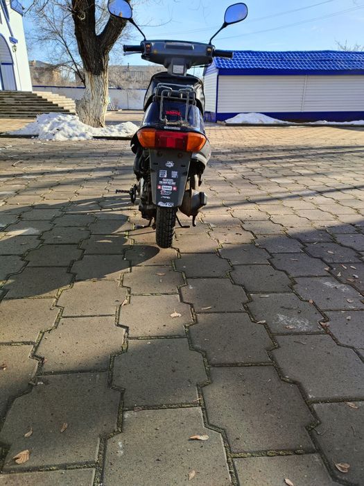 Продам скутер Ямаха срочно