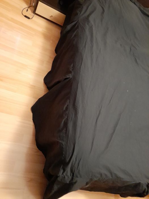 Черна покривка/ чаршаф /за спалня 1.80/2м или 1.60/2м