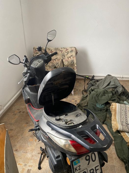 Продам М8 в хорошем состоянии!