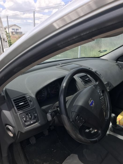 Plansa Bord (volan stanga) cu Navigatie Volvo V50 an 2009Pretul
