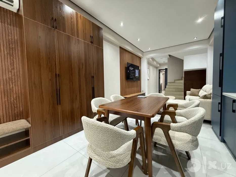 Продается Townhouse, 4 комнаты- Гостиница Россия | Яккасарайский район