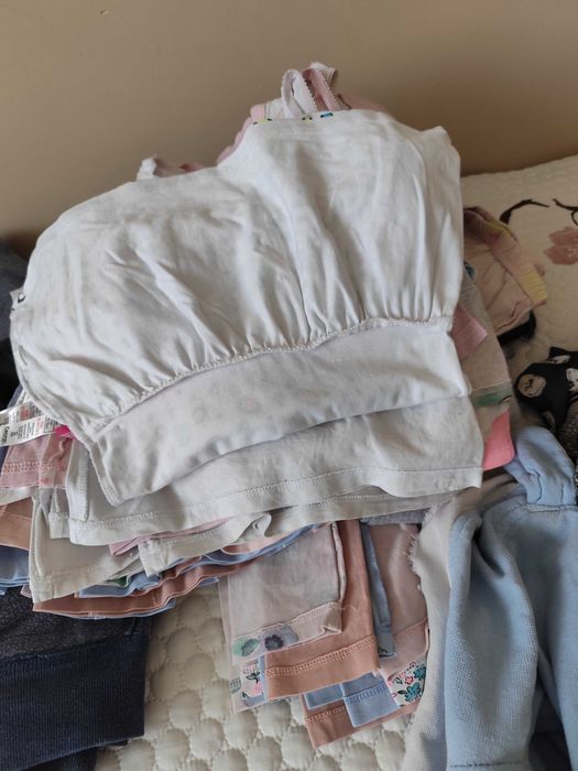 Дрехи за момиче между 3 и 4 г.