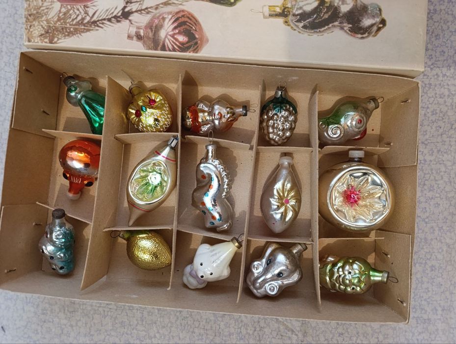 Набор ёлочных игрушек СССР , картонаж , гирлянды