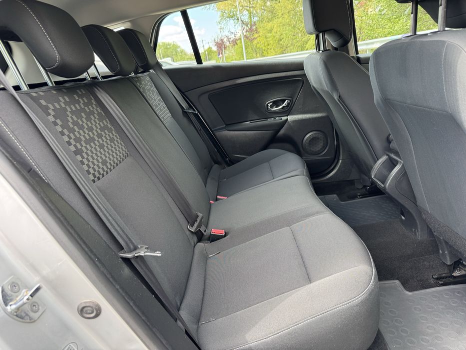 Renault Megane 3 - 1.5dci 110cp 2013 IMPECABIL - Led / Navigatie