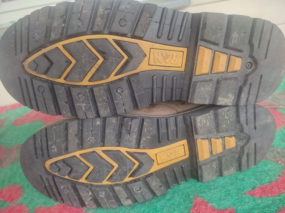 Ботинки спортивные