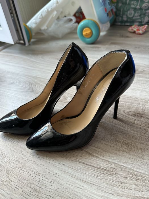 Женская обувь размер 35-36